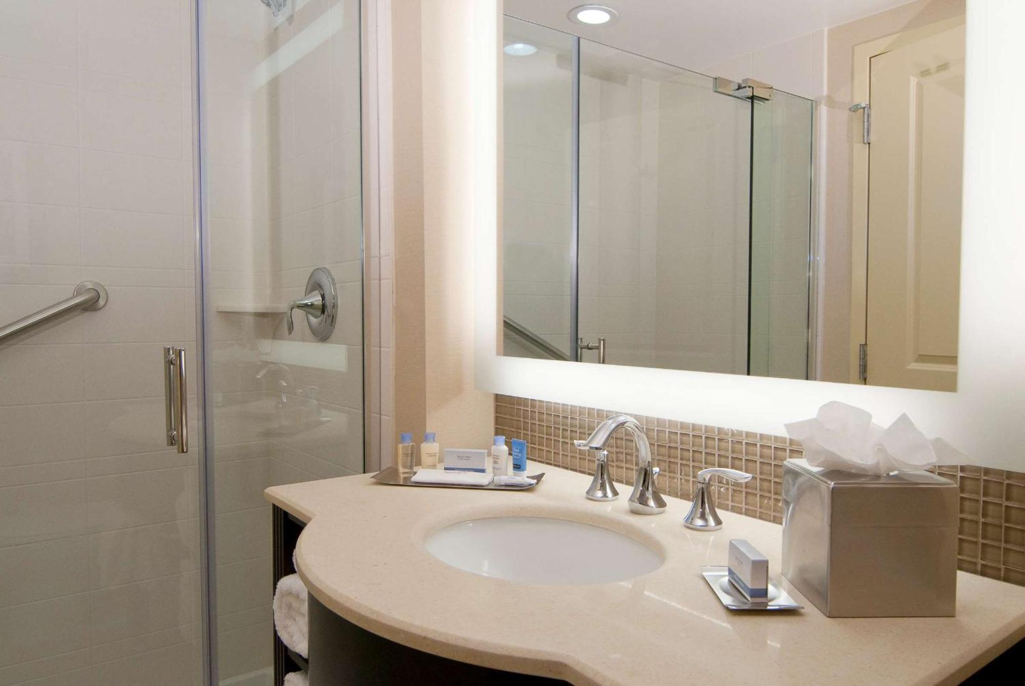 Doubletree By Hilton Dulles Airport-Sterling Exterior foto