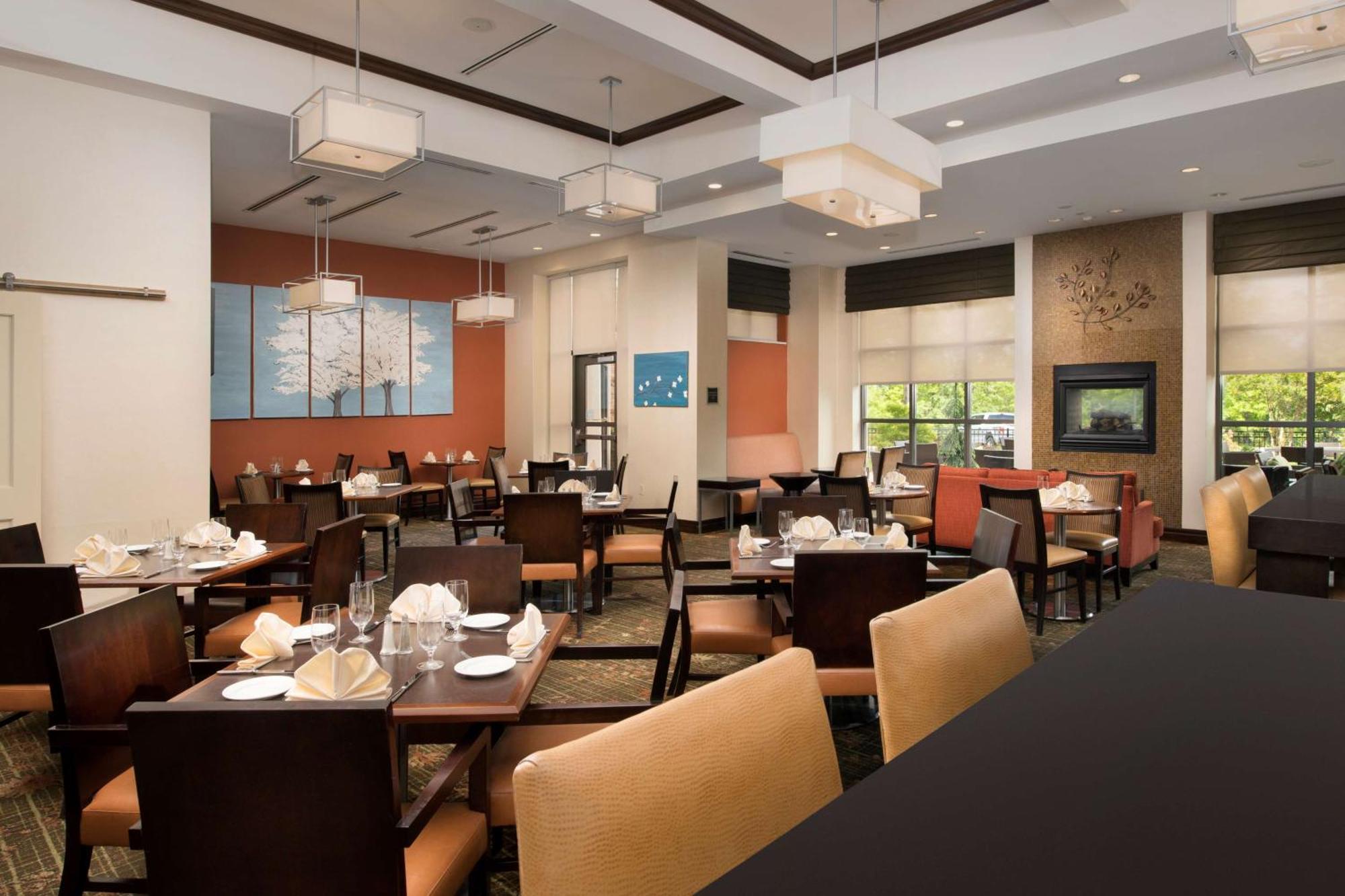 Doubletree By Hilton Dulles Airport-Sterling Exterior foto